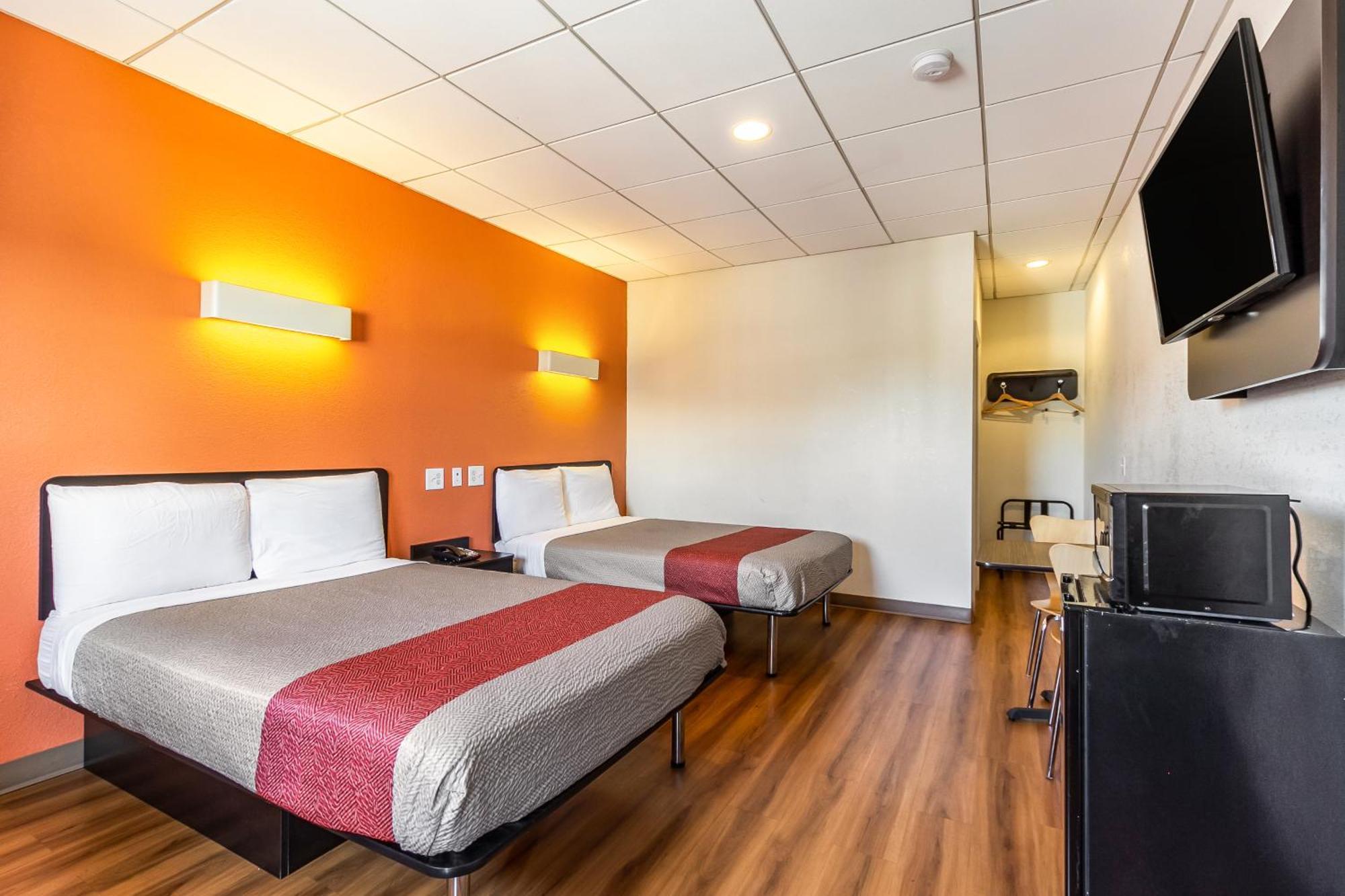Motel 6 Elizabeth Nj Newark Liberty Intl Airport Экстерьер фото