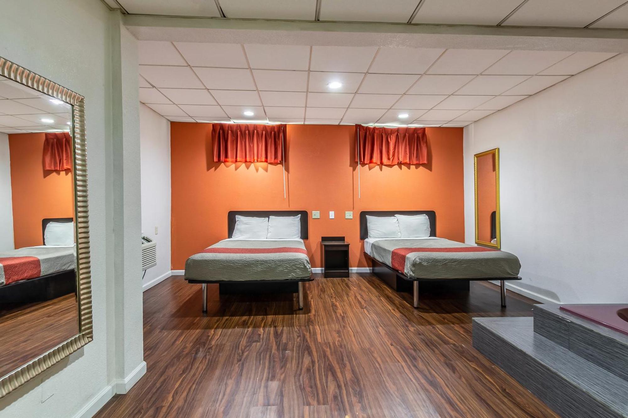 Motel 6 Elizabeth Nj Newark Liberty Intl Airport Экстерьер фото